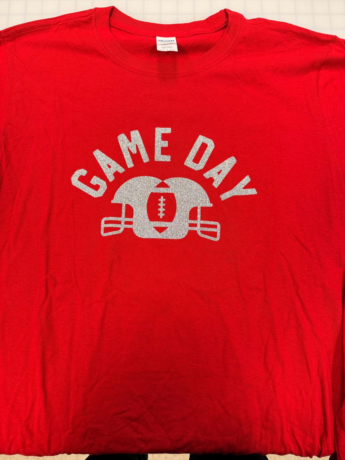 (L) Game Day - Glitter Silver - Long Sleeve Red (L) Game Day - Glitter Silver - Long Sleeve Red