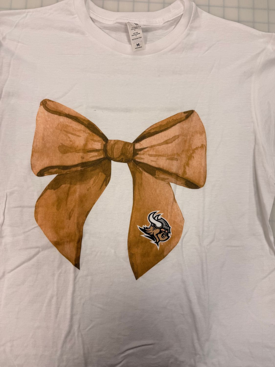 (M) East Hall Bow - Short Sleeve White