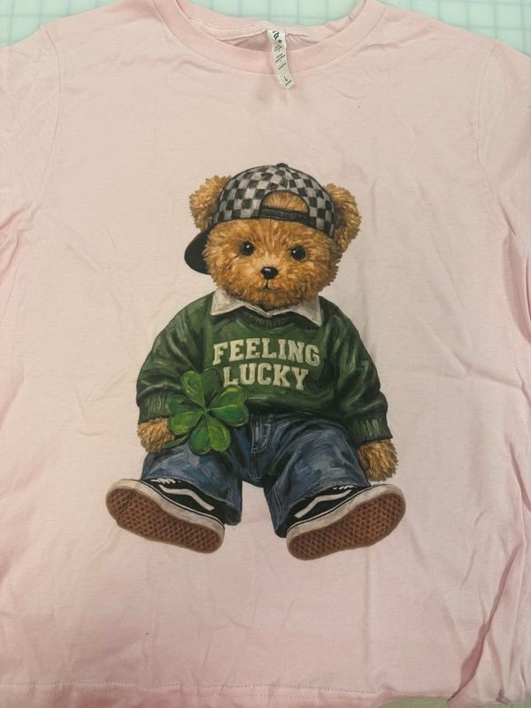 (Youth L) Lucky Bear - Short Sleeve Pink