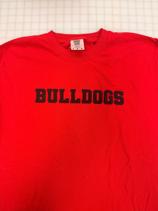 (L) Bulldogs - Short Sleeve Red