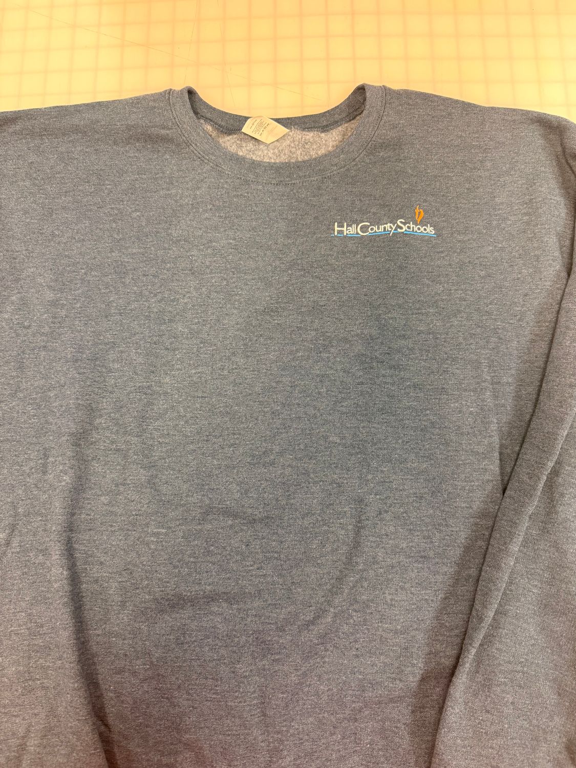 (L) Embroidered Hallco - Crewneck Heather Denim