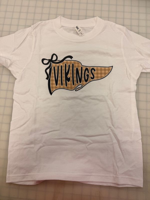 (Youth S) Gingham Pennant Vikings - Short Sleeve White
