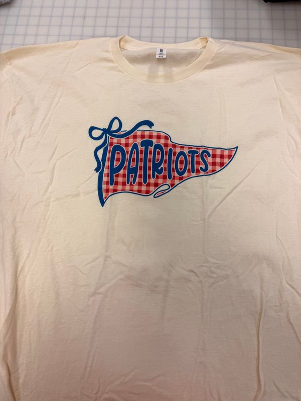 (4X) Gingham Pennant Patriots - Short Sleeve Natural (4X) Gingham Pennant Patriots - Short Sleeve Natural