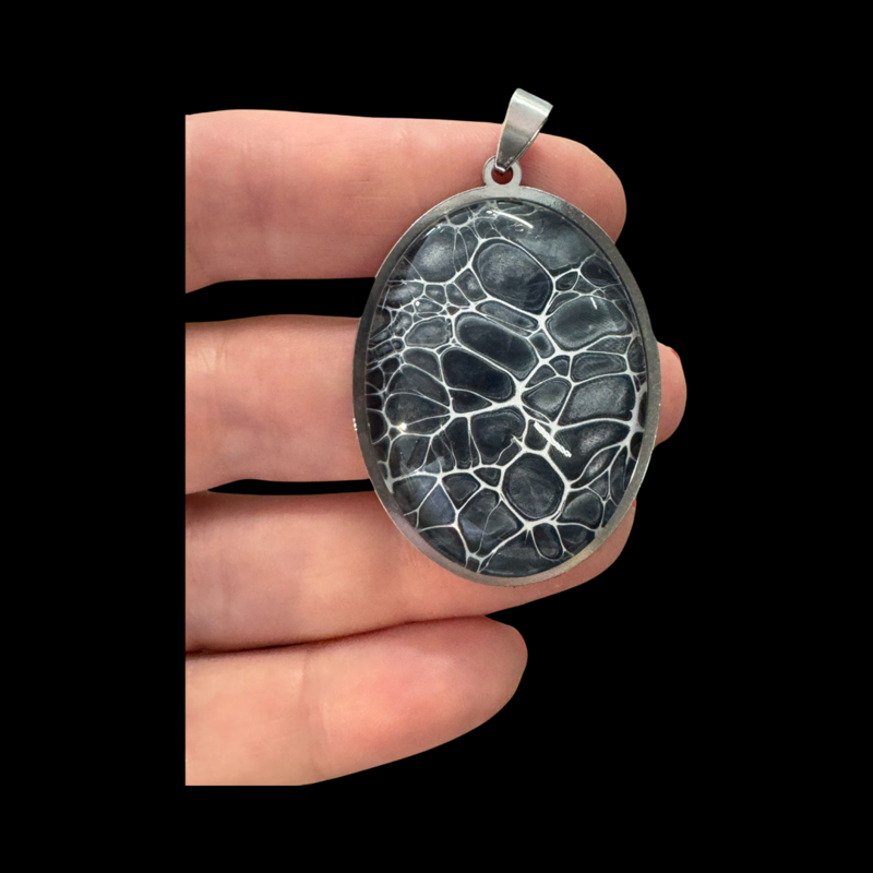 SNAKESKIN in Large Oval Pendant