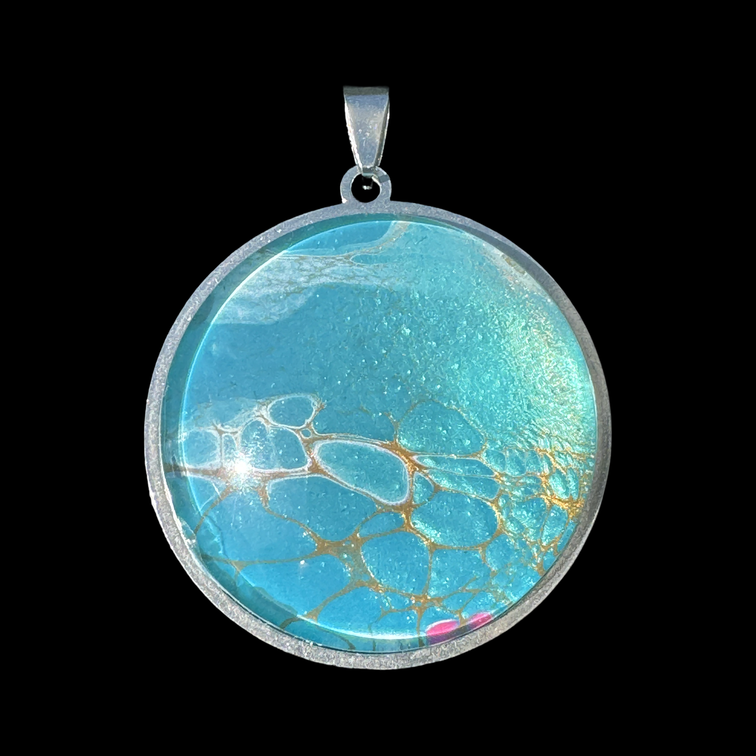 SUMMER BLISS in Large Round Pendant