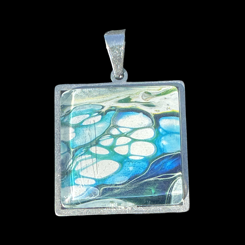 SEABED SPRING in Square Pendant