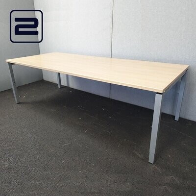 ROBBERECHTS Vergadertafel B240xD100xH71-79 - Ahorn Hout / Metaal