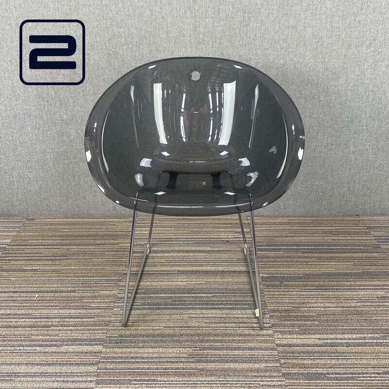 PEDRALI Gliss 340 Ontvangststoel - Transparant Fumee Policarbonaat / Chrome slede