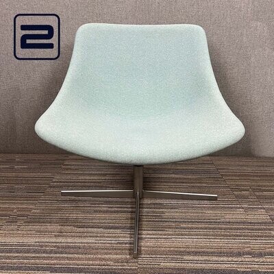 LAPALMA AUKI S113 Lounge Chair alu Draaivoet - Lichtgroen Stof / Mat Alu Voetkruis