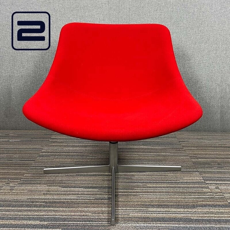 LAPALMA AUKI S113 Lounge Chair alu Draaivoet - Rood Stof / Mat Alu Voetkruis