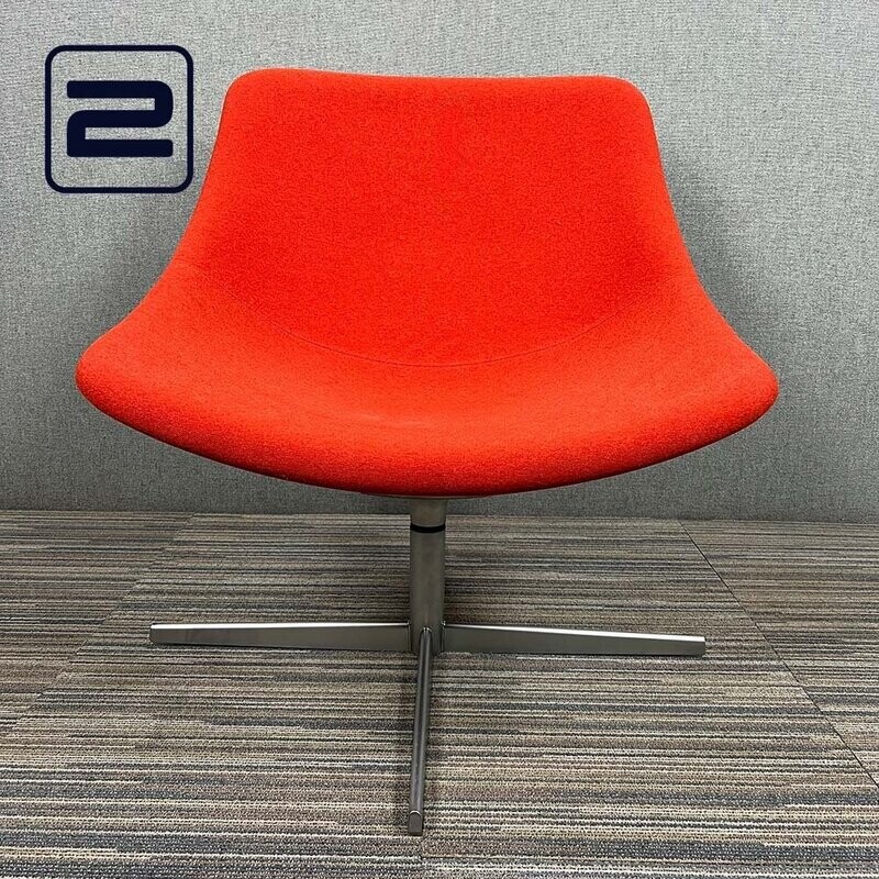 LAPALMA AUKI S113 Lounge Chair alu Draaivoet - Oranje Stof / Mat Alu Voetkruis