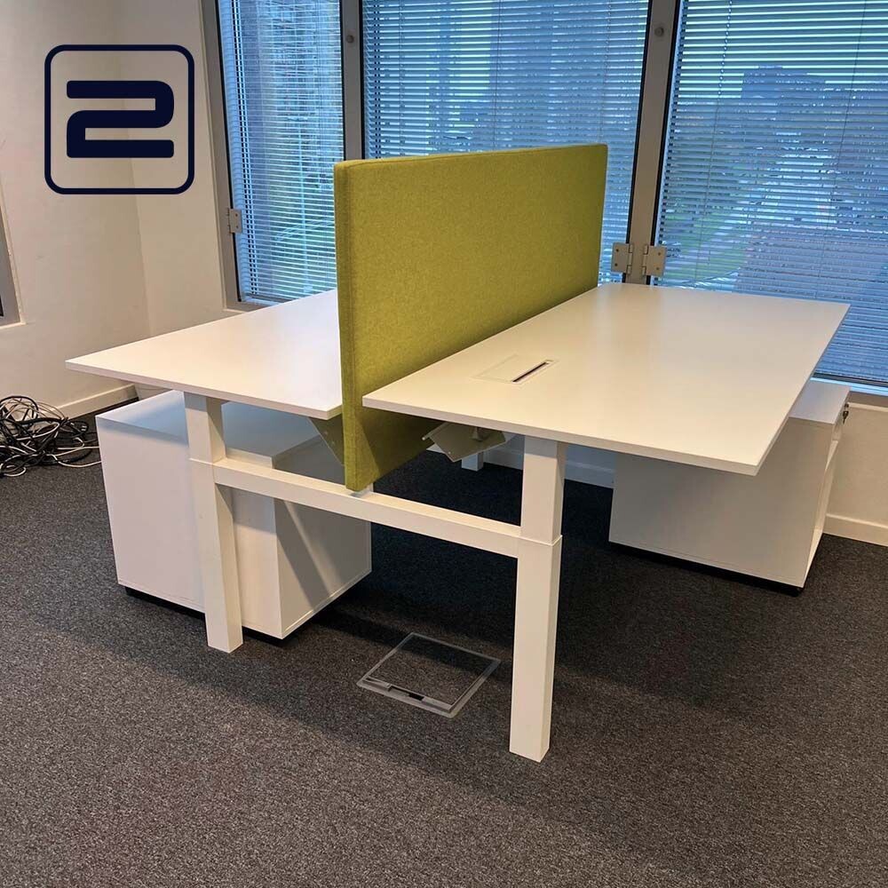 OSMOZ Feelgood Dubbele Workbench Groene tussenwand B160xD160xH65-80 - Wit Melamine / Wit Metaal U-poot