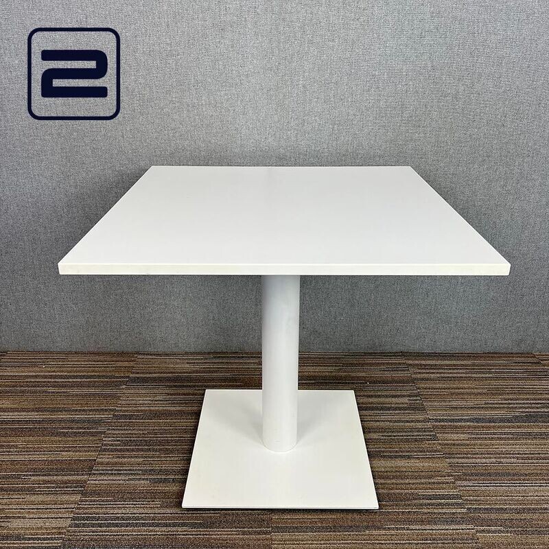 PAMI Kantinetafel B80xD80xH75 - Wit Melamine / Wit Metaal