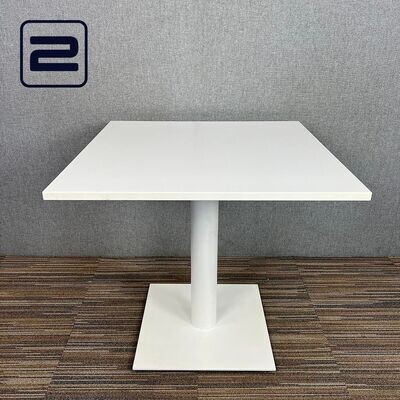 PAMI Kantinetafel B80xD80xH75 - Wit Melamine / Wit Metaal