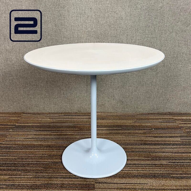 ARPER DIZZIE Bijzettafel B51xD47xH50 - Wit / blauw MDF embossed / lichtblauw Voetplaat