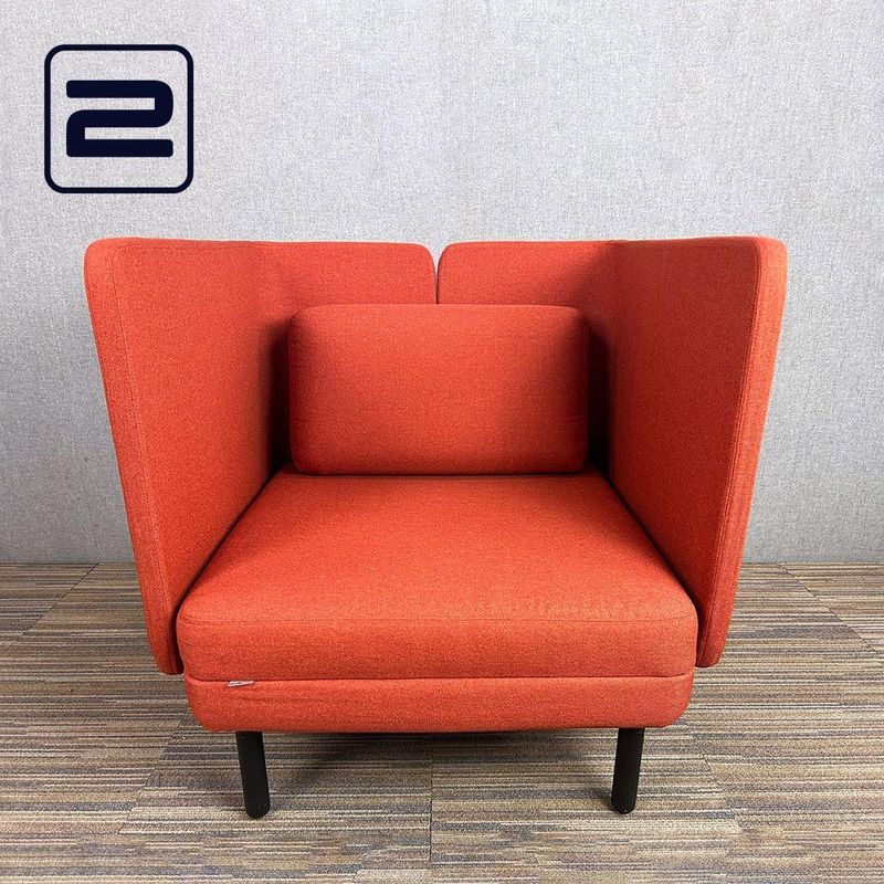 AHREND Charge Collection Armchair - Medley Dark Orange Stof / Zwart Hout