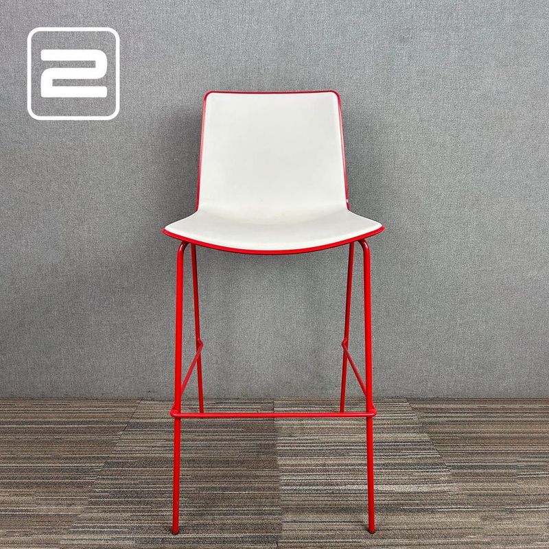 PEDRALI Tweet 892 Kruk - Wit / Rood Kunststof / Rood Metaal Vierpoot