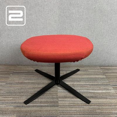 AHREND Queen Poef - Oranje Stof / Zwart Metaal