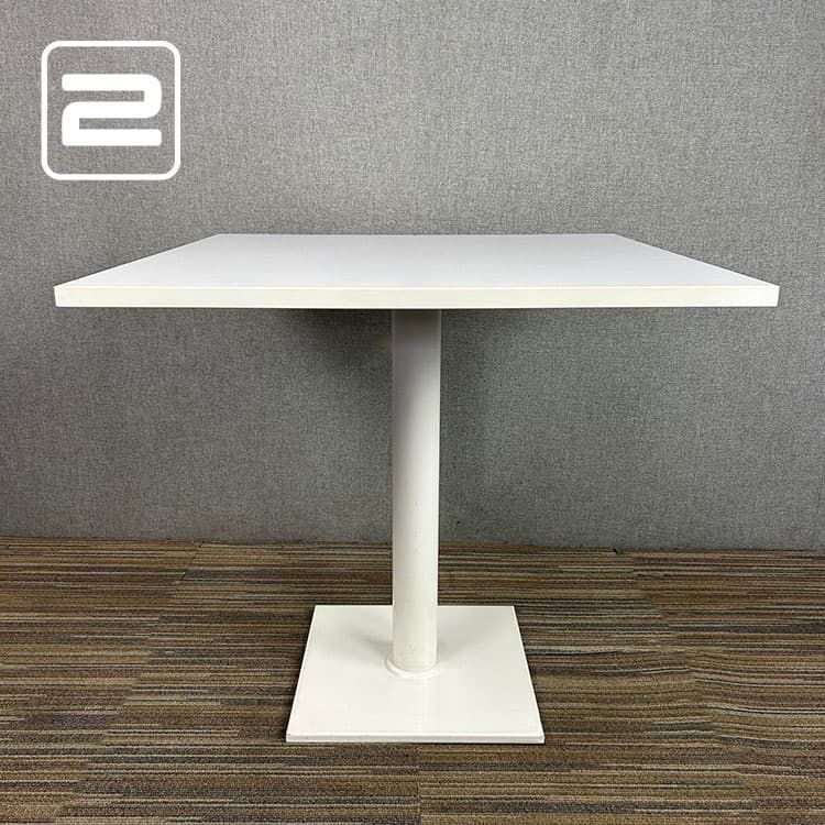 NN Kantinetafel Vierkant B80xD80xH75 - Wit Melamine / Wit metaal Centrale Poot