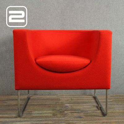 STUA Nube design Armchair vierkant - Rood Stof / Chrome Slede