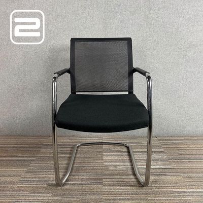 NN Vergaderstoel stapelbaar - Zwart Mesh / Chrome Cantilever