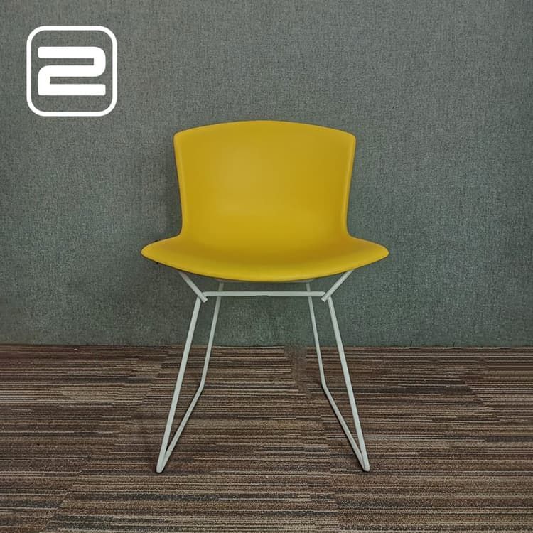 KNOLL Plastic side chair Ontvangststoel - Geel Kunststof