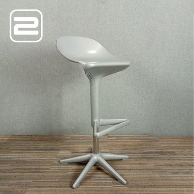 KARTELL SPOON Barkruk Draaibaar - Grijs Kunststof / Grijs Sterpoot KARTELL SPOON Barkruk Draaibaar - Grijs Kunststof / Grijs Sterpoot