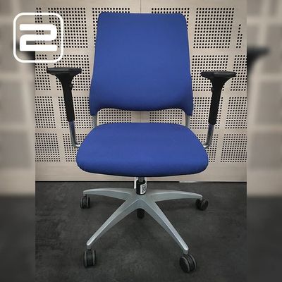 DRABERT Salida Bureaustoel - Donkerblauw Stof / Grijs Metaal Voetkr mt wielen DRABERT Salida Bureaustoel - Donkerblauw Stof / Grijs Metaal Voetkr mt wielen
