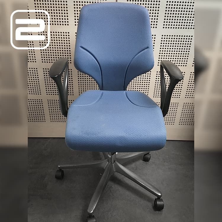 GIROFLEX 64 Bureaustoel - Blauw Stof / Donkergrijs Metaal Voetkr mt wielen GIROFLEX 64 Bureaustoel - Blauw Stof / Donkergrijs Metaal Voetkr mt wielen