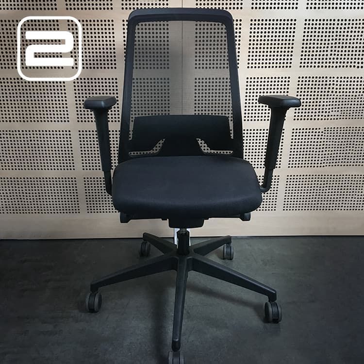 INTERSTUHL New Every Bureaustoel - Zwart Mesh / Zwart Kunststof Voetkr mt wielen INTERSTUHL New Every Bureaustoel - Zwart Mesh / Zwart Kunststof Voetkr mt wielen