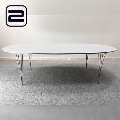 FRITZ HANSEN B613 Tafel B240xD120xH71 - Licht grijs / Chrome 4-poot
