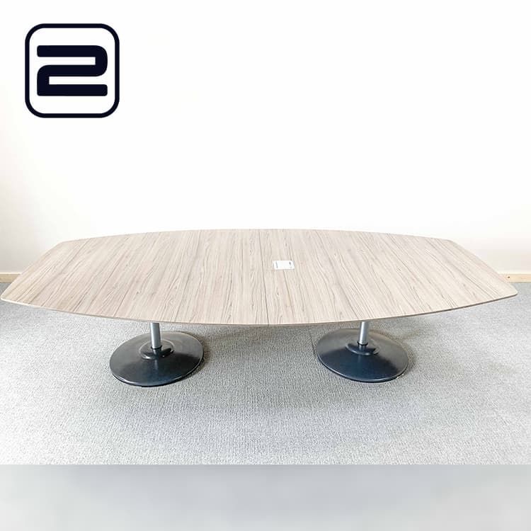 FRITZ HANSEN Vergadertafel B295xD147, 5xH70, 5 - Donker Hout / Zwart / Grijs Metaal 2-voet