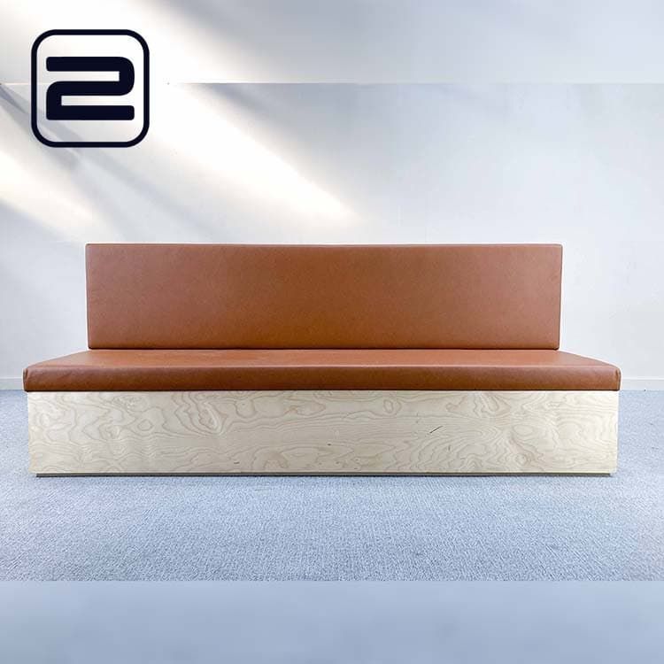 NN Treinbank B247, 5xD76xH104 - Bruin Kunstleer / Licht hout Houten bak