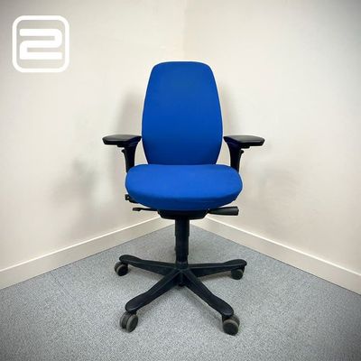 KINNARPS 9000 Bureaustoel - Blauw Stof / Zwart Kunststof Voetkr mt wielen
