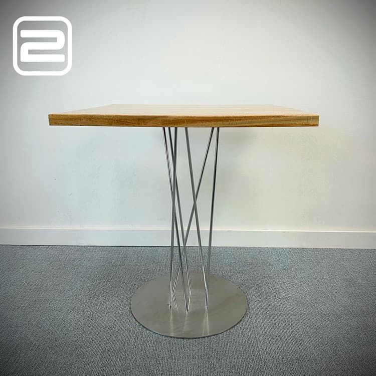 NN Tafel a B70xD70xH76 - Massief hout Hout / Metaal Centrale poot