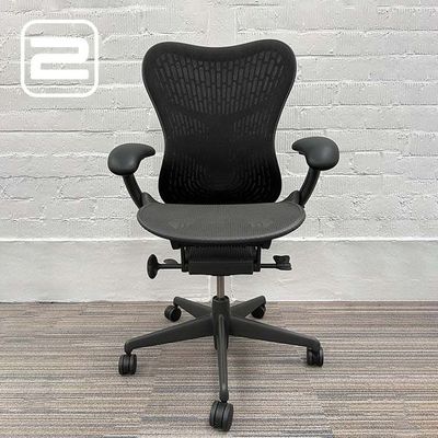 HERMAN MILLER Mirra 2 Butterfly Bureaustoel - Antraciet kunststof / mesh / Antraciet voetkr mt wielen
