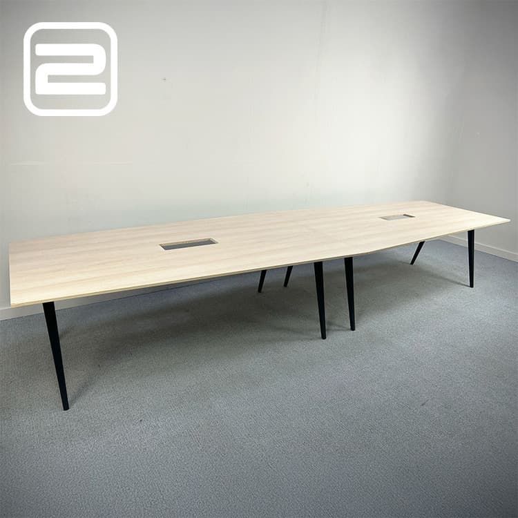 Vergadertafel B325xD100-130xH75 - Beuk Hout / Zwart Metaal Vierpoot