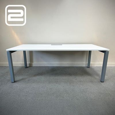 KINNARPS Bureau a B180xD80xH64-84 - Wit Melamine / Metaal U-poot