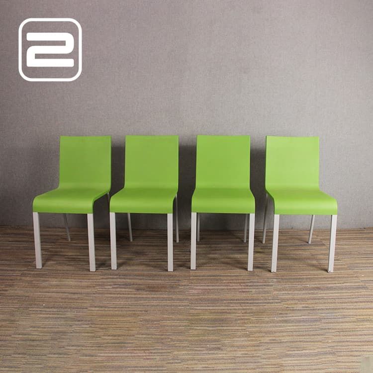 Set van 4x VITRA Maarten van Severen .03 Design Stoel - Groen Kunststof / Alu Vierpoot