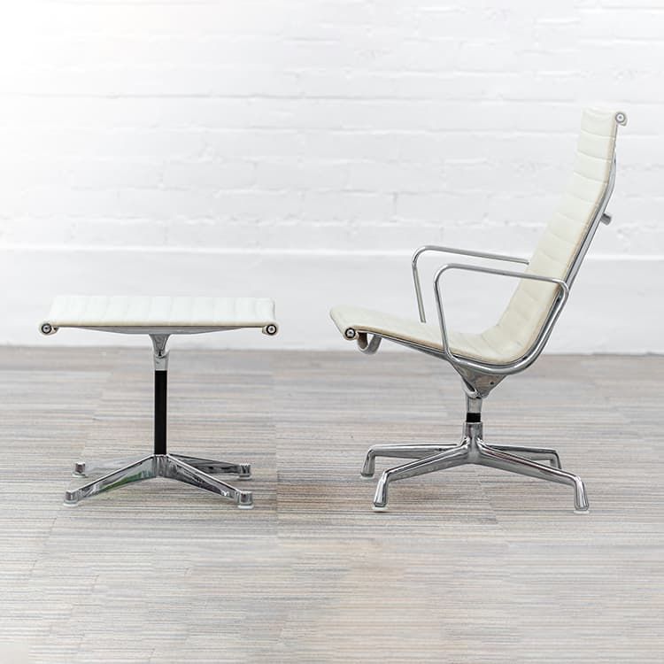 HERMAN MILLER EA116 + Hocker Salonset by Charles Ray Eames b B72xD65xH95 - Beige Hopsack / Gepolijst Alu Sterpoot