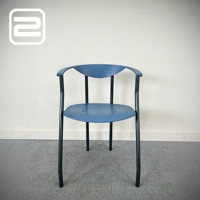 DIETIKER Bezoekersstoel Stapelbaar - Blauw Kunststof / Zwart metaal Vierpoot