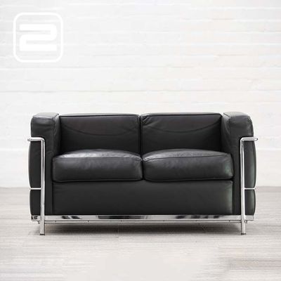 REPLICA VAN CASSINA LC2 Zetel 2-zit Design by Le Corbusier, Charlotte Perriand & Pierre Jeanneret B130xD70xH68 - Zwart Leder / Chrome Vierpoot
