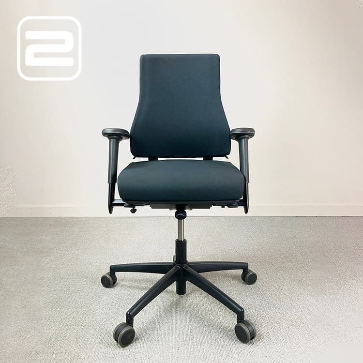 AXIA 2.2 Bureaustoel - Zwart Stof / Zwart metalen Voetkr met wielen