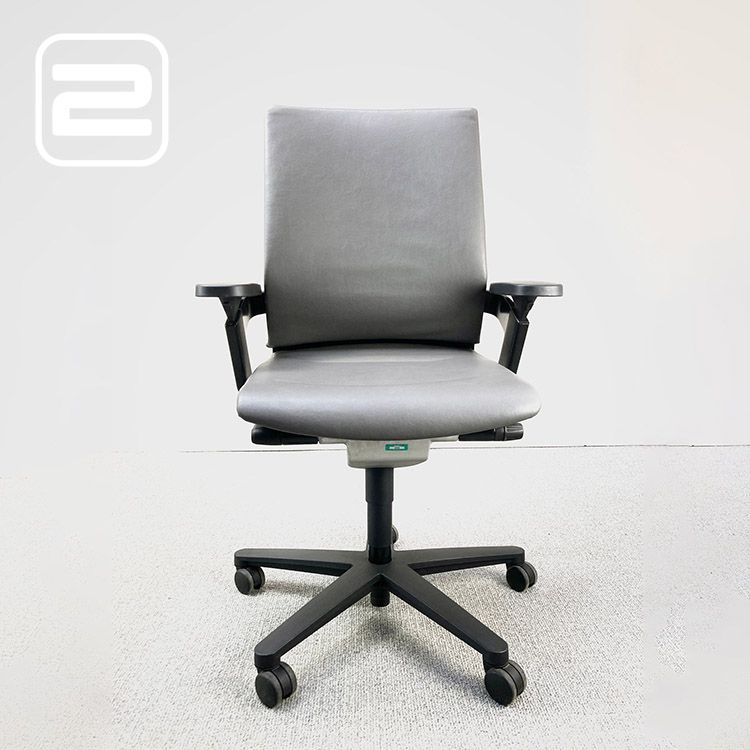 WILKHAHN ON 174 / 7 Bureaustoel - Grijs Leder / Zwart kunststof Voetkr met wielen