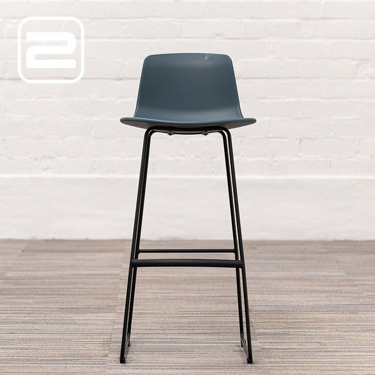 ENEA Lottus High Sledge Barkruk - Donkerblauw Kunststof / Zwart staal Buisframe