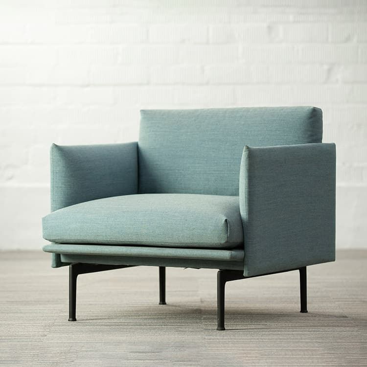 MUUTO Outline Studio Armchair Armchair - Blauw Stof / Zwart metalen Vierpoot