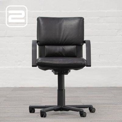 VITRA Figura Bureaustoel van Mario Bellini - Zwart Leer / Zwart Metaal Voetkr mt wielen VITRA Figura Bureaustoel van Mario Bellini - Zwart Leer / Zwart Metaal Voetkr mt wielen