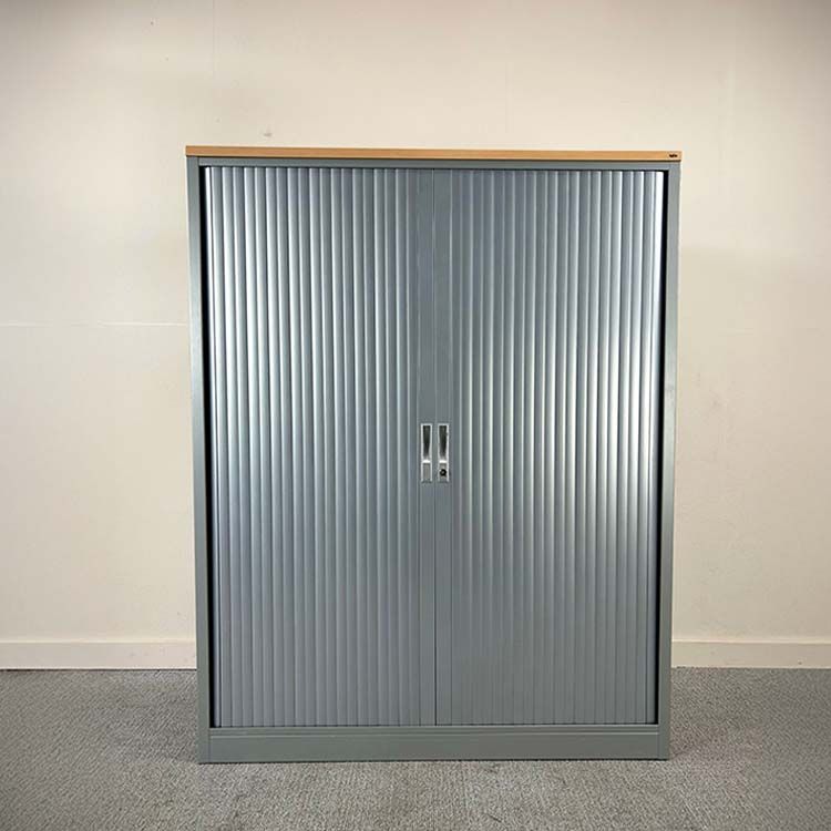 TDS Halfh Hor Roldeurkast H153xB120xD47 - Grijs / Hout