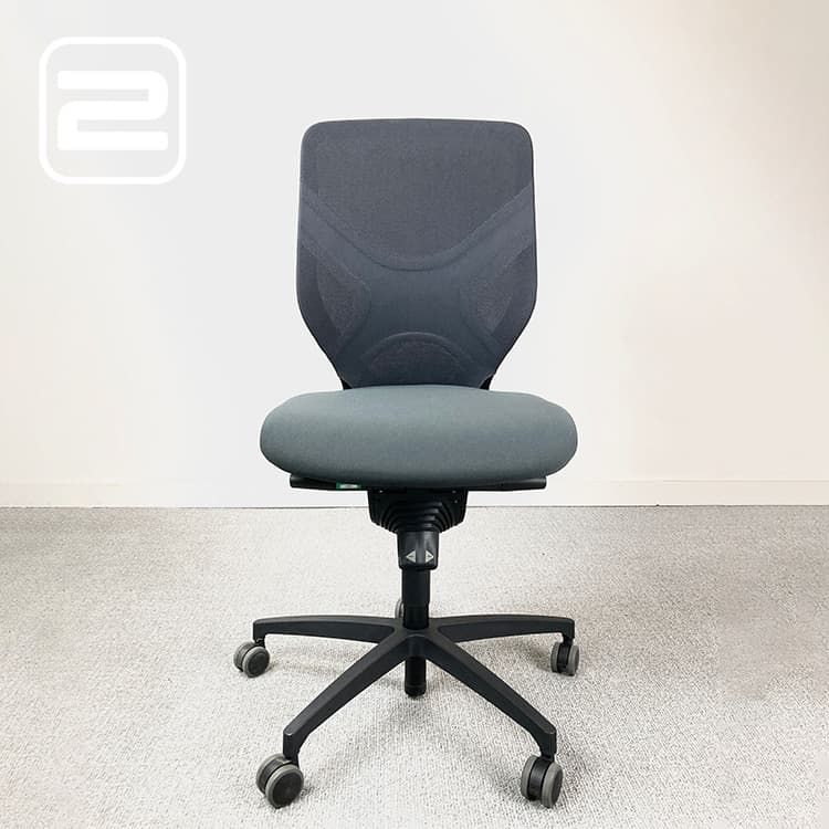 WILKHAHN IN 184 / 7 Bureaustoel - Grijs Stof / Zwart kunststof Voetkr met wielen