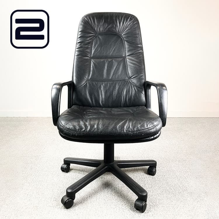 KOHL Directiestoel - Zwart Leder / Zwart kunststof Voetkr met wielen